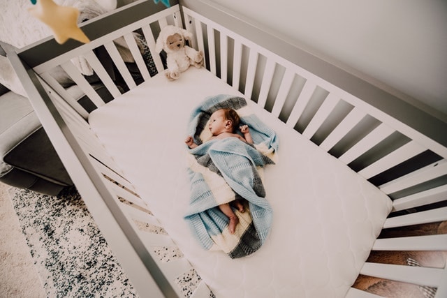 Bed Rails for Kids Buying Guide (with 10 Best Recommendations)
