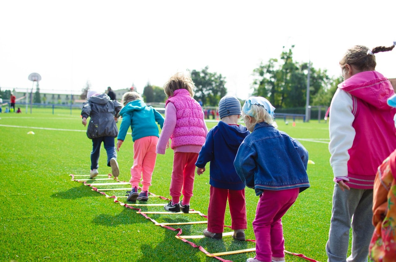 Jeux d'extérieur pour enfants